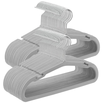 Kinderkleerhangers met antislip en brede schouderinkepingen – vooraanzicht – wit