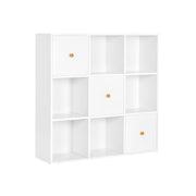 Boekenkast met witte deuren | Kymiko