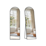 Staande passpiegel met gebogen design en aluminium frame – vooraanzicht – zwart groot