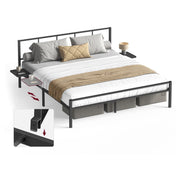 Tweepersoons metalen bedframe met hoofdbord en praktische opbergplanken – vooraanzicht